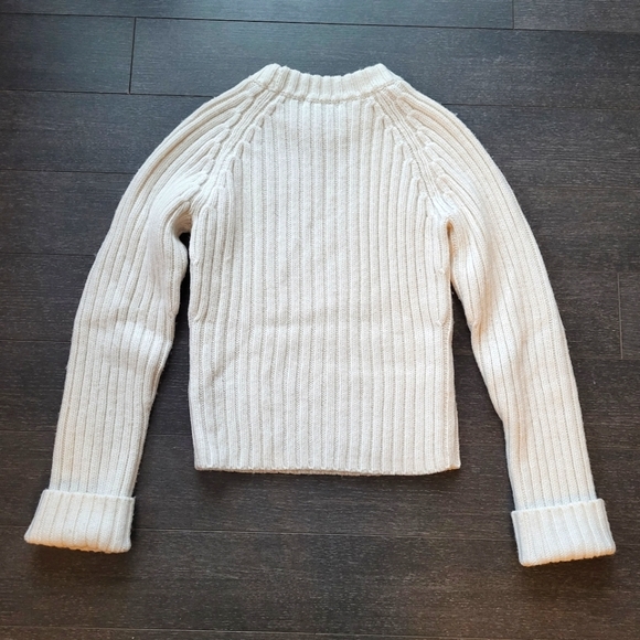 JW Anderson x Uniqlo White Wool Blend Knit Sweater - Picture 4 of 9